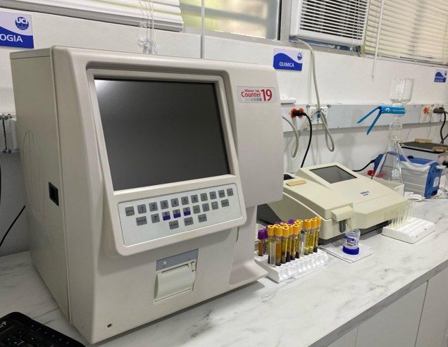 LAB.jpg